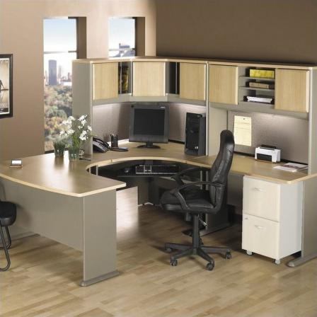 How Do You Place a U Shaped Office Desk?